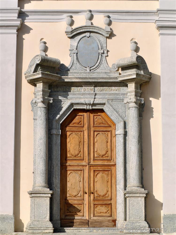 Canzo (Como, Italy) - Portal of the Basilica of Santo Stefano